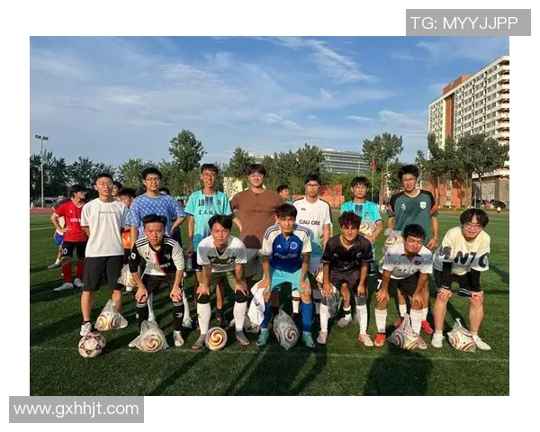 足球明星打火机点燃激情与梦想的火焰,助力球迷追逐绿茵场上的荣耀与传奇 足球明星打火机点燃激情与梦想的火焰,助力球迷追逐绿茵场上的荣耀与传奇